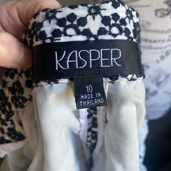 Women’s jacket - Picture 4 of 4